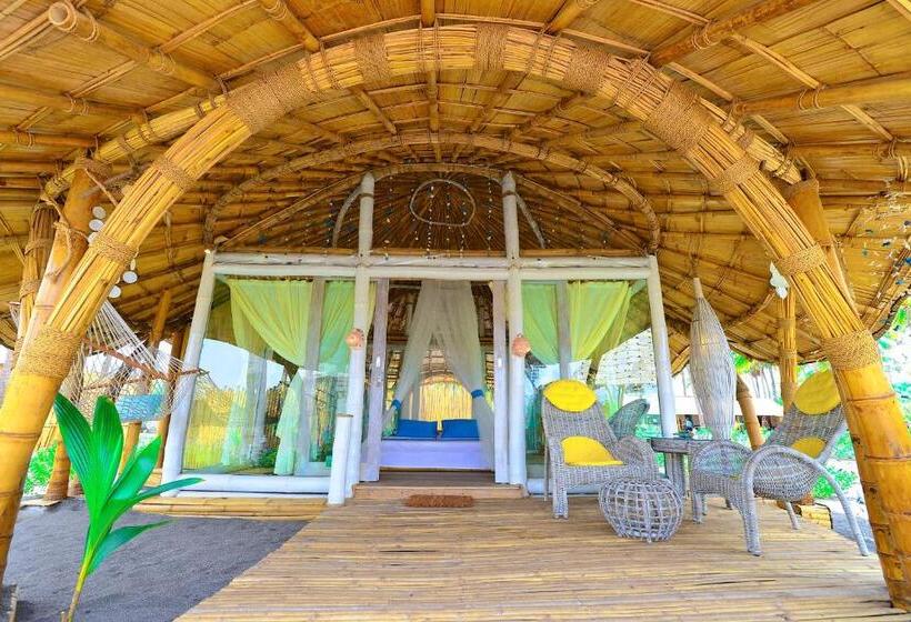 بانگلوی سوپریور, Coconut Garden Beach Resort