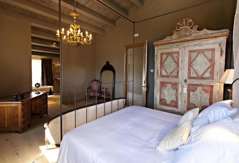اتاق سوپریور, La Vella Farga