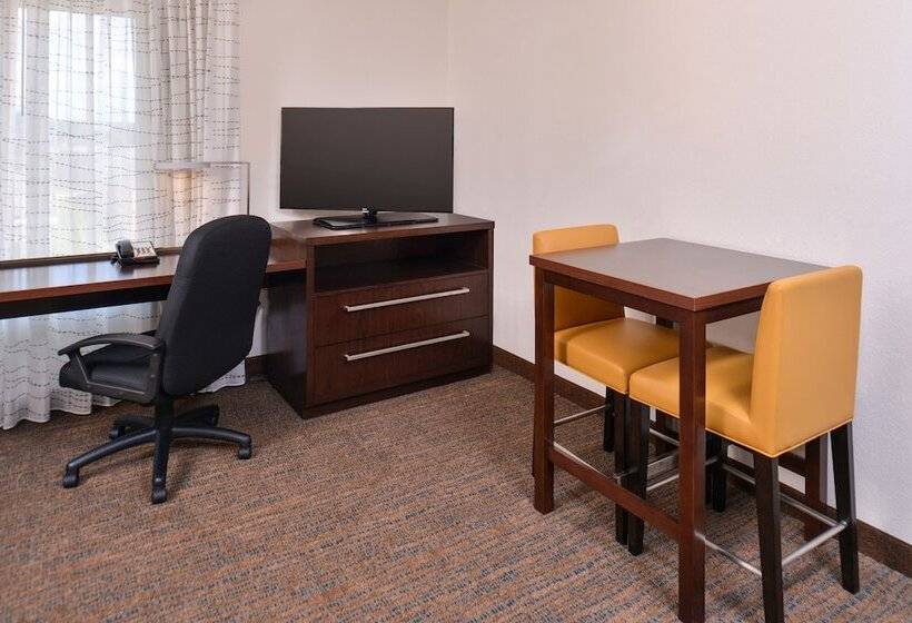 سوییت, Residence Inn By Marriott Cedar Rapids South