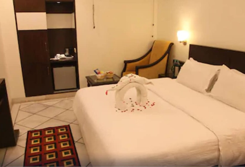اتاق اجرایی, Taj Resorts