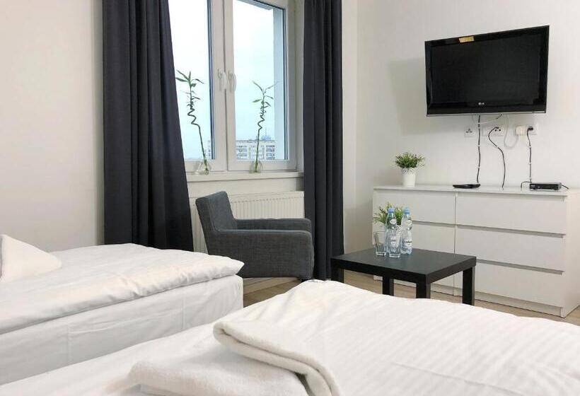 استودیوی استاندارد, Residence Apart