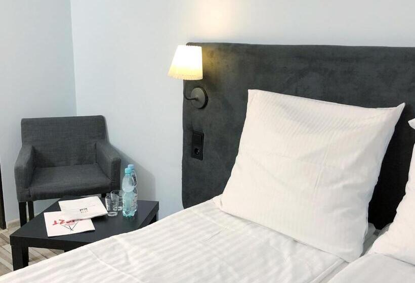 استودیوی لوکس, Residence Apart