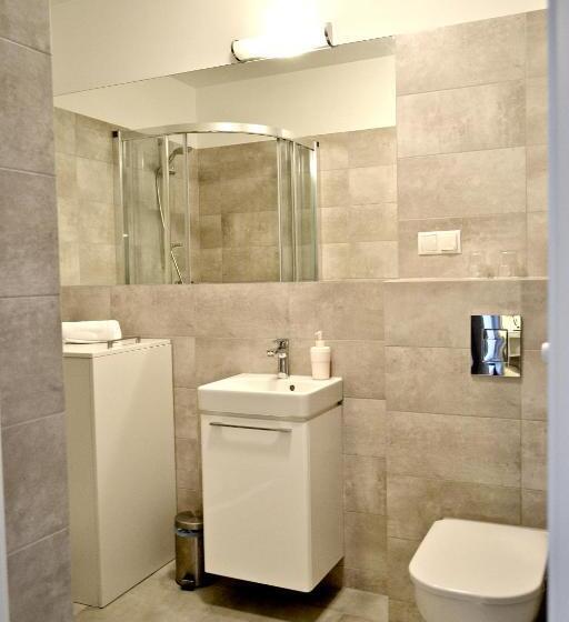 استودیوی لوکس, Residence Apart
