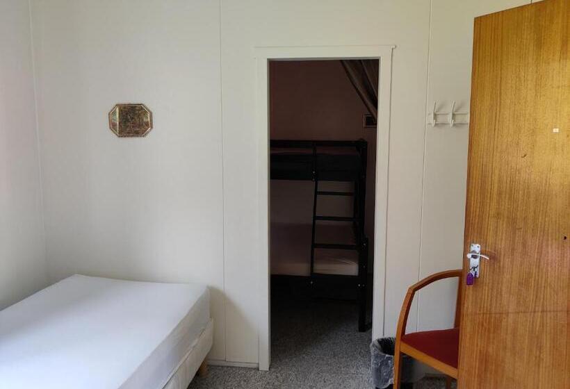 اتاق خانوادگی با سرویس بهداشتی مشترک, Sólbrekka Holiday Homes