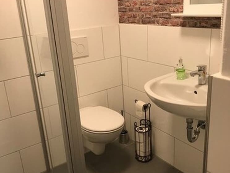 اتاق استاندارد با سرویس بهداشتی مشترک, Hafentraum Indoorhostelcamp