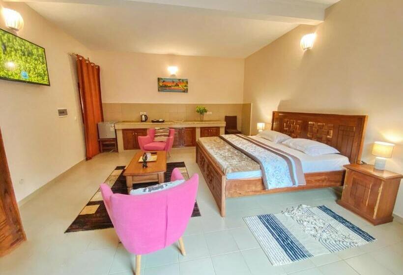 اتاق سوپریور با تخت بزرگ, La Belle Etoile & Spa