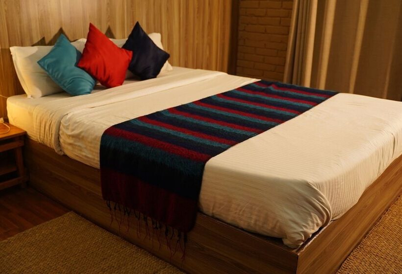 کلبه ییلاقی, Nana Jungle Resort