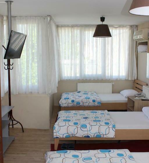 اتاق استاندارد چهار تخته, Otel Sınal