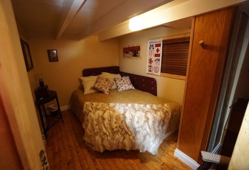اتاق استاندارد با تخت دوبل, White On Wood
