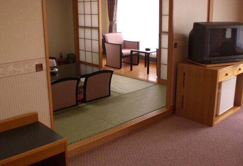 اتاق استاندارد, Lakeside Sakuraoka