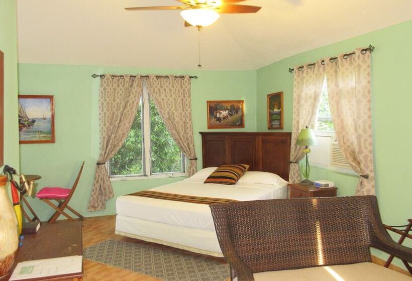 اتاق استاندارد با تخت دو نفره بزرگ, L Anse A L Eau Beach House