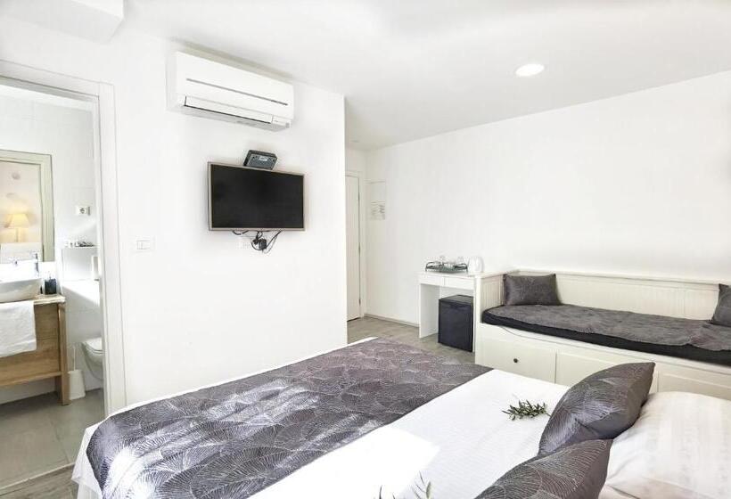 اتاق استاندارد چهار تخته, Boutique Hotel Alegria