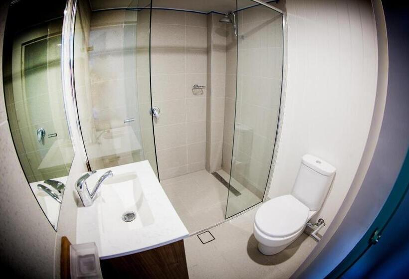 اتاق استاندارد با تخت بزرگ, Rambutan Resort
