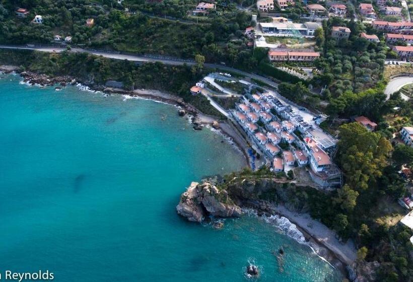 سوییت با چشم‌انداز دریا, Blue Bay