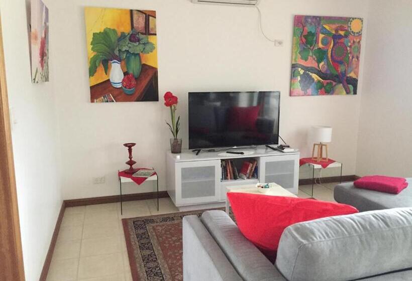 خانه 1 خوابه, Clarevale Cottage B&b