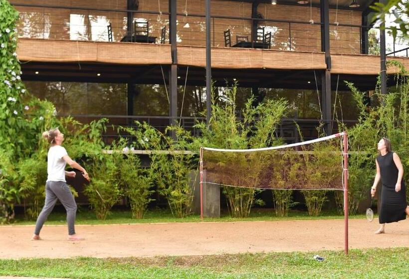 Standard Tent, Athgira River Camping   Udawalawe