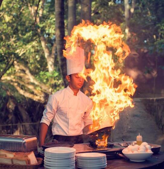 豪华三人间, Athgira River Camping   Udawalawe