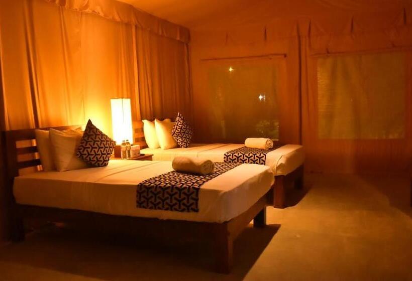 经济房, Athgira River Camping   Udawalawe