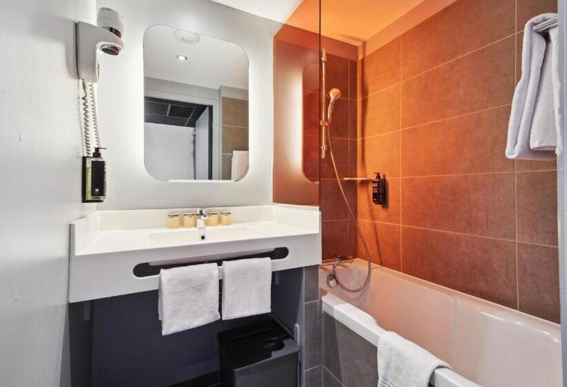 Quarto Familiar, Ibis Styles Paris Charles De Gaulle Airport