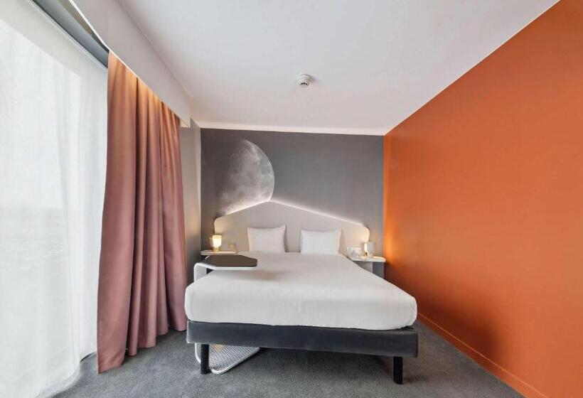 سوییت جونیور, Ibis Styles Paris Charles De Gaulle Airport