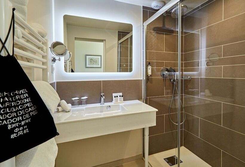 اتاق لوکس با چشم‌انداز دریا, Les Villas D Arromanches, Teritoria