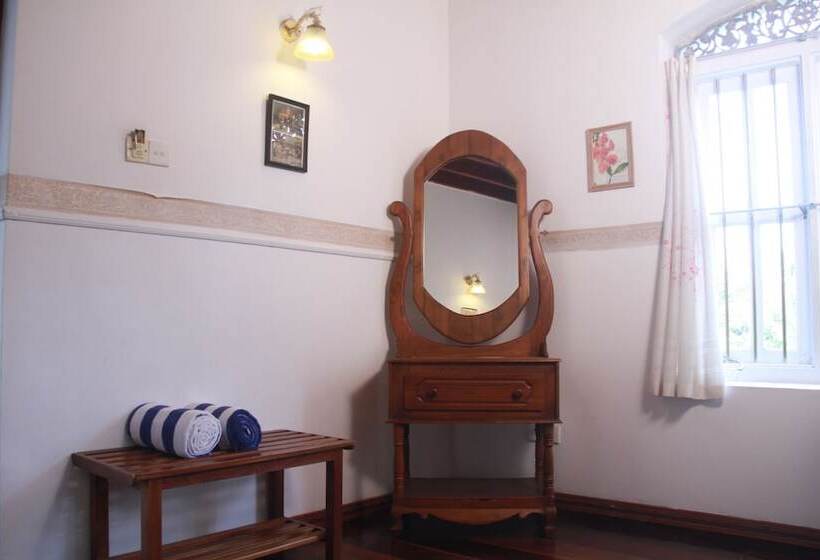 اتاق استاندارد, Manor House, Kandy, Lka