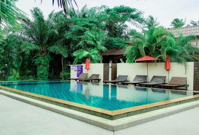 سوییت خانوادگی, Palm Sweet Resort