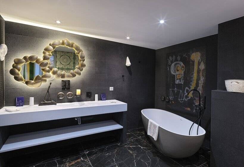 سوییت, Snow Lodge Hotel Courchevel 1850