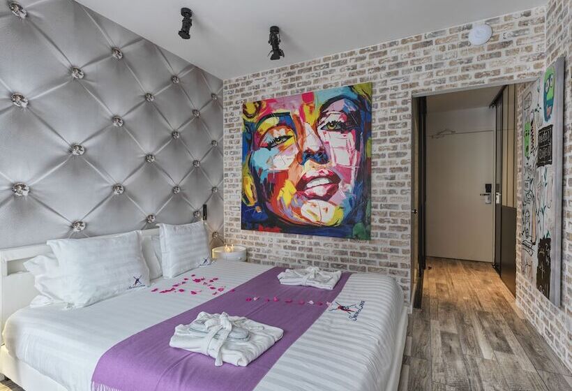 اتاق استاندارد, Snow Lodge Hotel Courchevel 1850