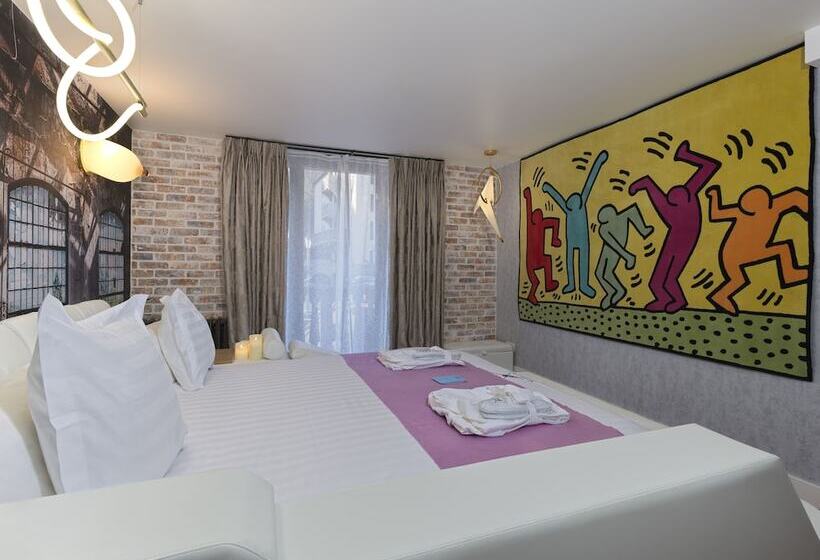 سوییت, Snow Lodge Hotel Courchevel 1850