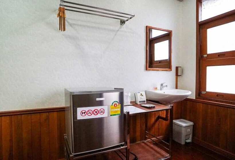 اتاق عادی, Baan Siriporn Resort   โรงแรมบ้านศิริพร รีสอร์ท