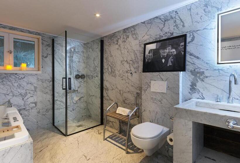 سوییت, Snow Lodge Hotel Courchevel 1850