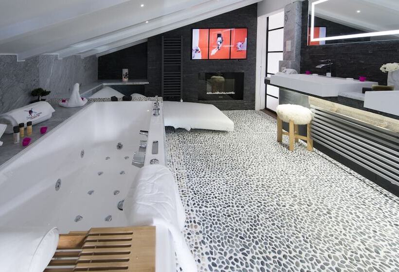 اتاق استاندارد, Snow Lodge Hotel Courchevel 1850