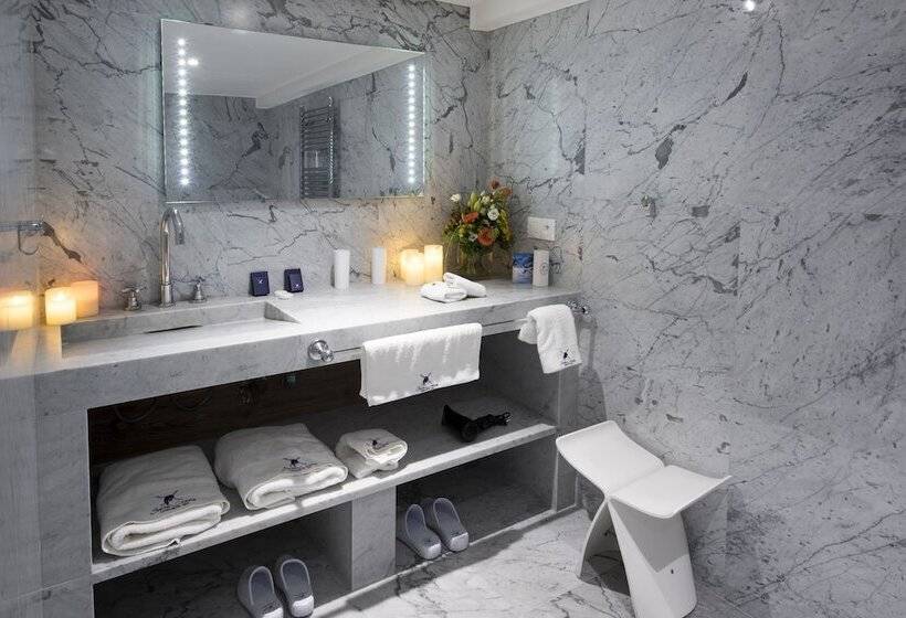 سوییت, Snow Lodge Hotel Courchevel 1850