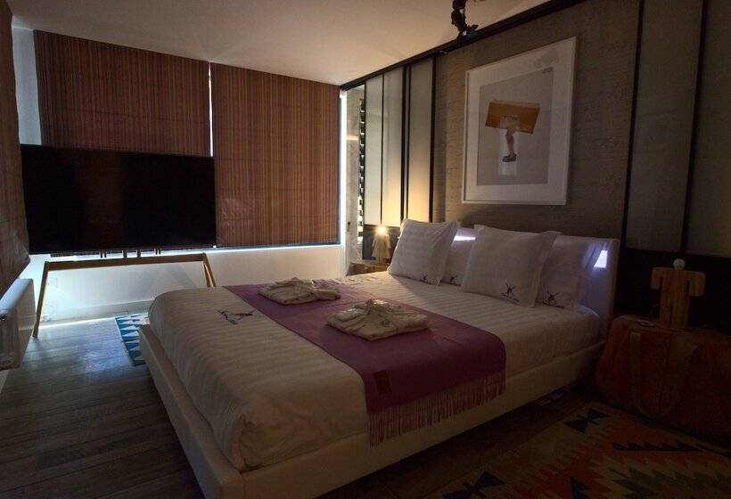 سوییت, Snow Lodge Hotel Courchevel 1850
