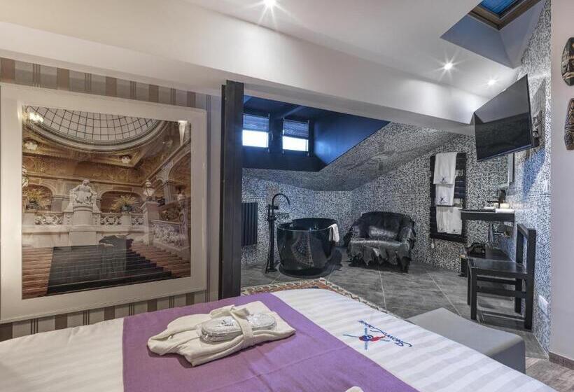 اتاق استاندارد, Snow Lodge Hotel Courchevel 1850