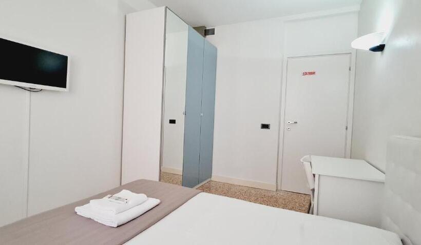 اتاق استاندارد یک تخته با سرویس بهداشتی مشترک, Locazione Turistica Gioia