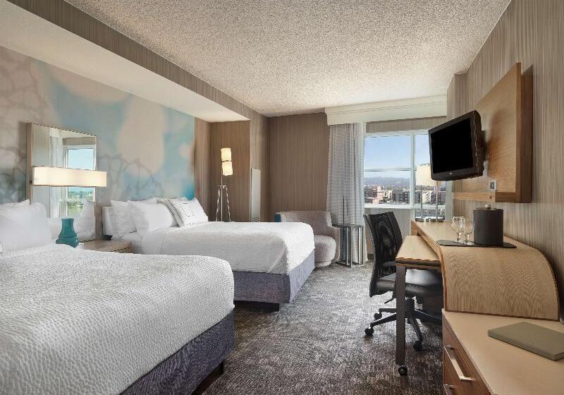 استودیو اجرایی, 289 Midway Motel