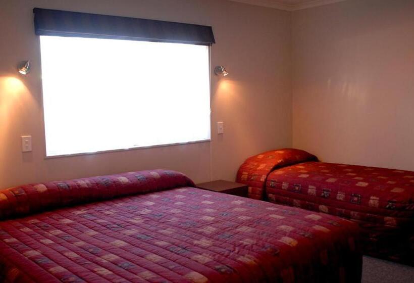 آپارتمان 2 خوابه, Shelby Motor Lodge