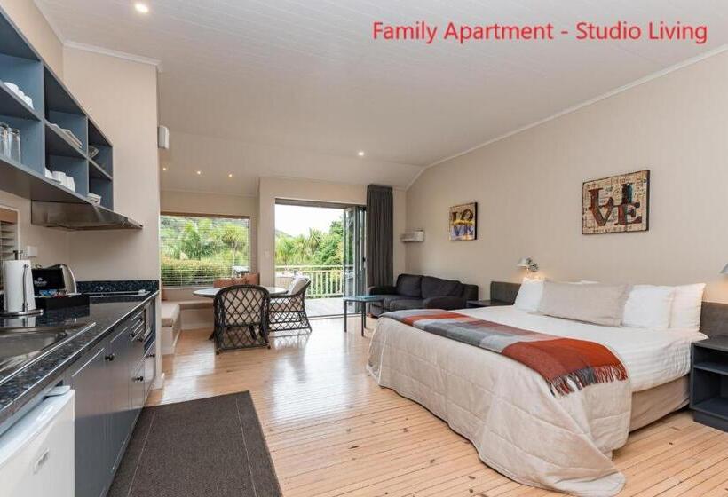 آپارتمان خانوادگی, Bay Of Islands Holiday Apartments