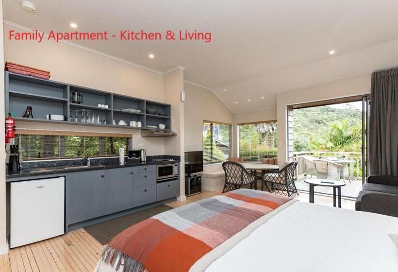 آپارتمان خانوادگی, Bay Of Islands Holiday Apartments