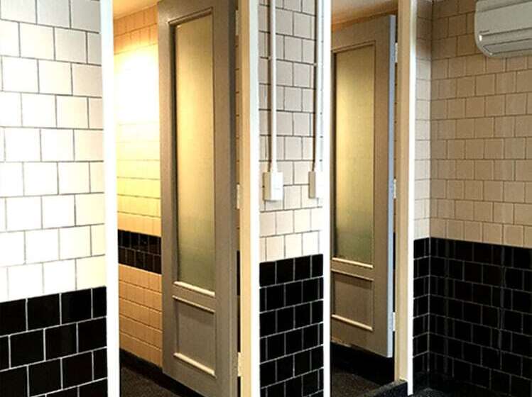 اتاق استاندارد یک نفره, Chic Hostel