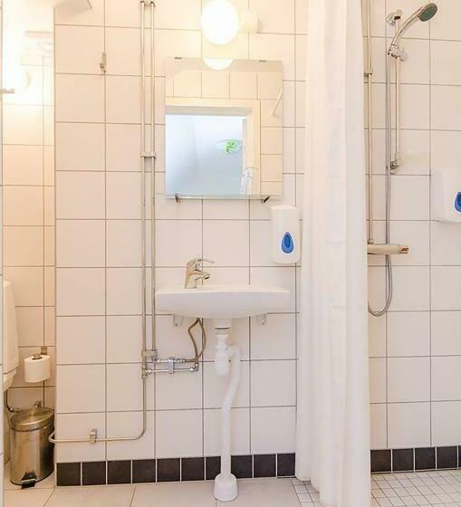 اتاق استاندارد یک نفره, Slite Badhotell