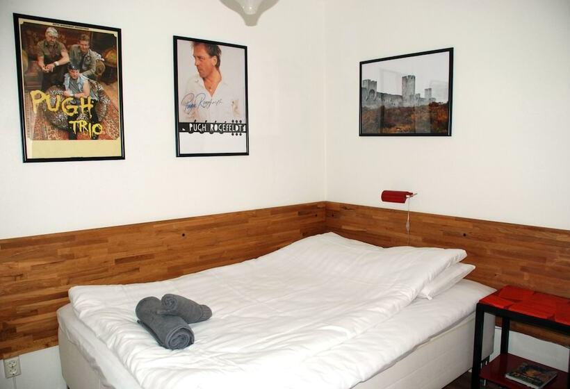 اتاق استاندارد یک نفره, Slite Badhotell