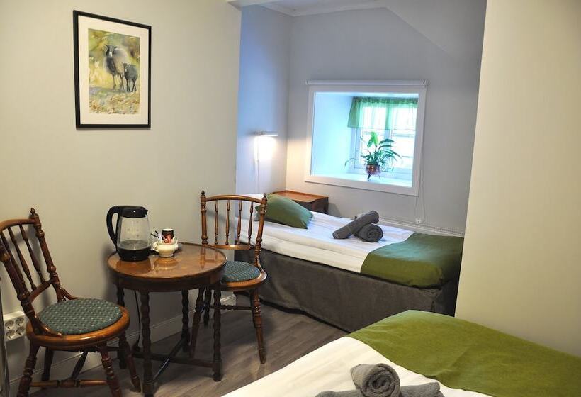 اتاق اکونومی, Slite Badhotell