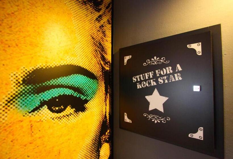 اتاق استاندارد, Apartamentos Rock Star