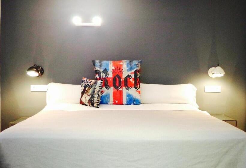 اتاق استاندارد چهار تخته, Apartamentos Rock Star