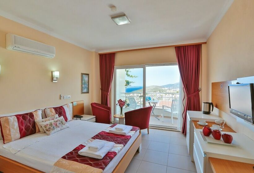 اتاق لوکس با چشم‌انداز دریا, Samira Resort Hotel Aparts & Villas