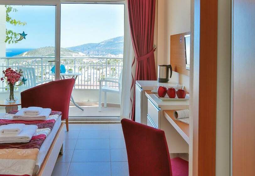 اتاق لوکس با چشم‌انداز دریا, Samira Resort Hotel Aparts & Villas