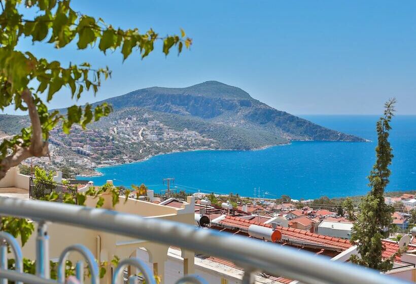 اتاق لوکس با چشم‌انداز دریا, Samira Resort Hotel Aparts & Villas